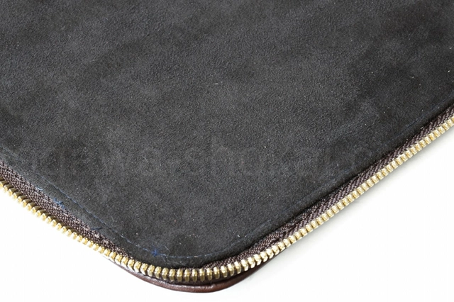 高級車の内装にも使用されるエクセーヌ（アルカンターラ）