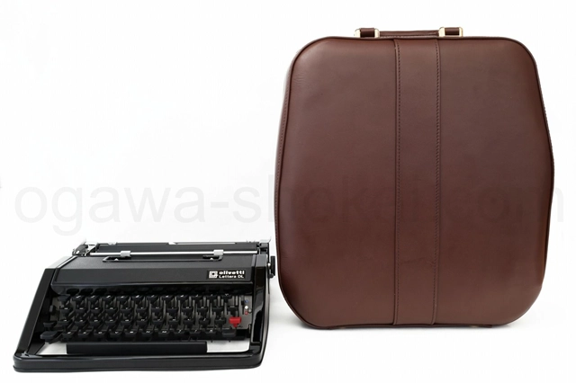 日本製高級牛革のヌメ革を使用