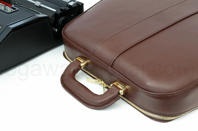 タイプライターケース