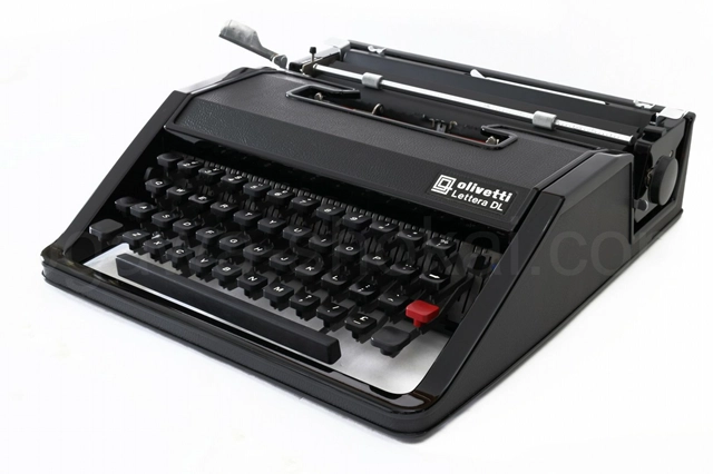 olivetti Lettera DL 中古タイプライター