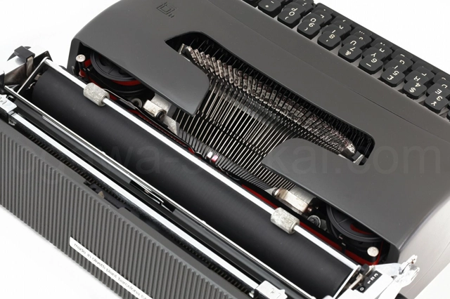 olivetti lettera 32 上