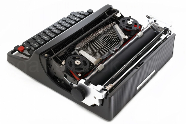 見た目だけではなくきちんと使える専門店のタイプライター