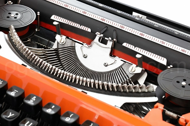 リボンはもちろん新品へ交換済です。