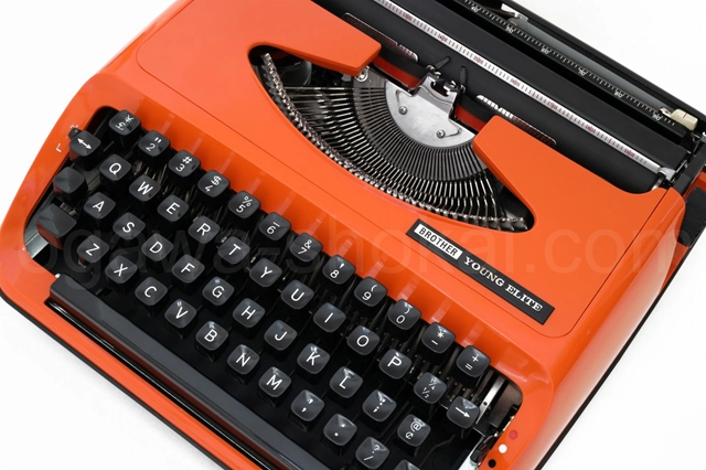 brother YOUNG ELITE タイプライター