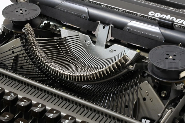 リボンはもちろん新品へ交換済です。