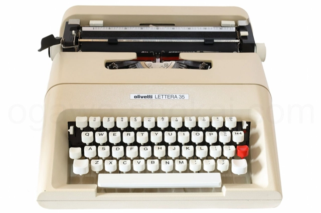 olivetti Lettera 35 タイプライター 外観