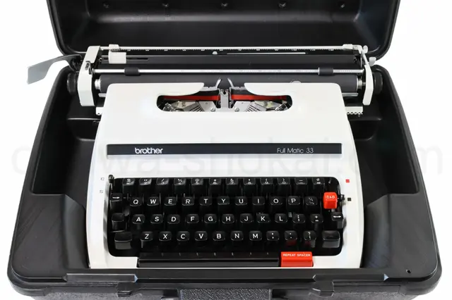 ケースに入れて保管することができます。