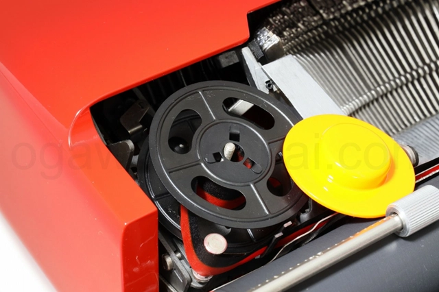 スプールは新品の金属製、スプールキャップは3Dプリンター製に交換