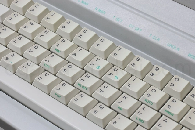 キートップは分解超音波洗浄済で清潔です。