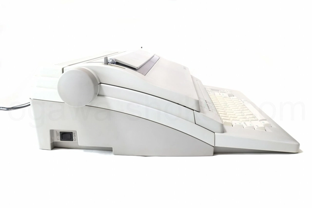 目立つような傷はありません。