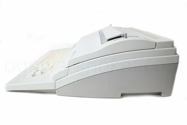 若干の傷がございますが綺麗です。