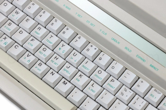 キートップは分解超音波洗浄済で清潔です。