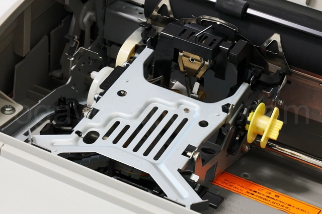 brother EX-630 電子式タイプライター オーバーホール済の内部