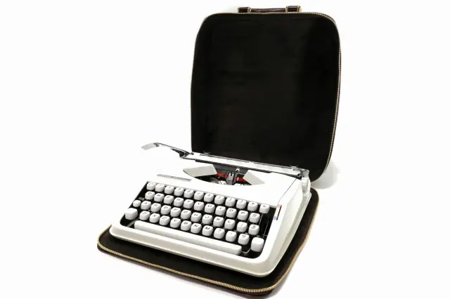 HERMES BABY タイプライターケース内部