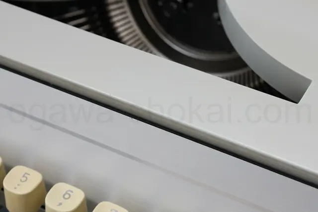 小さく塗装落ちしている箇所