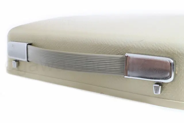 ケース金具の錆