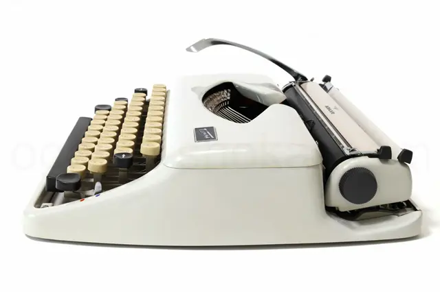 左右のプラテンノブは綺麗な状態です。