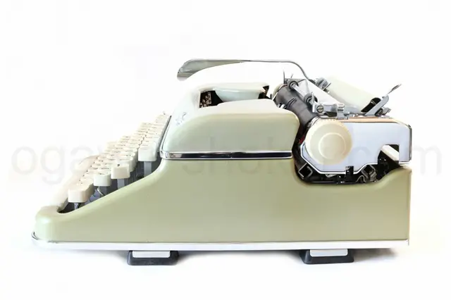 左ボディーは大きな傷や汚れはありません。