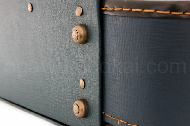 よくある底鋲の錆も殆ど見受けられません