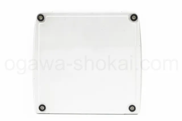 背面は一般的な傷はありますが錆はありません。