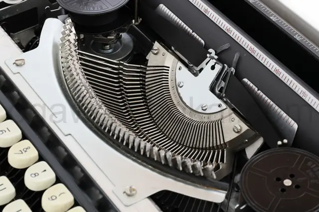 活字の痛みもなく金属部品も綺麗です。