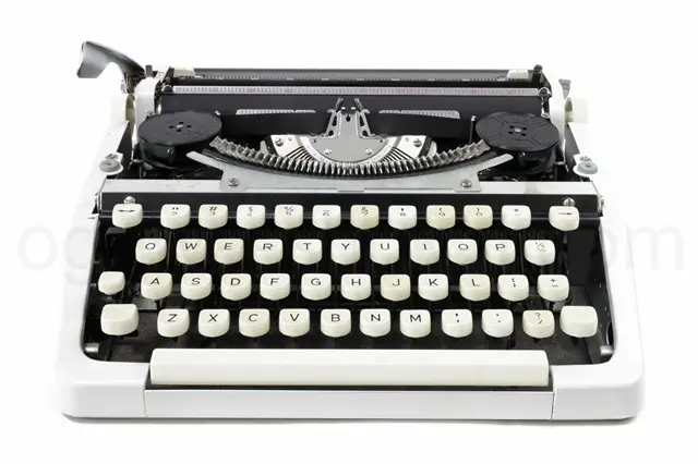 brother YoungEliteタイプライター クリーニング済の内部