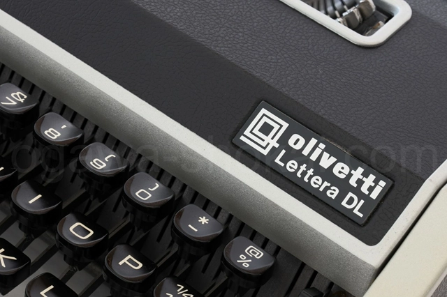 olivetti Lettera DL 初期型