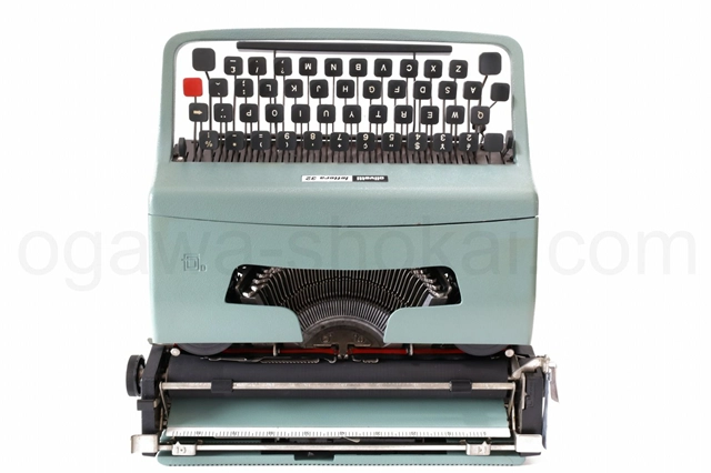 世界で多く使われている有名なタイプライターです