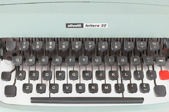 ドイツ語／スウェーデン語／フランス語に対応