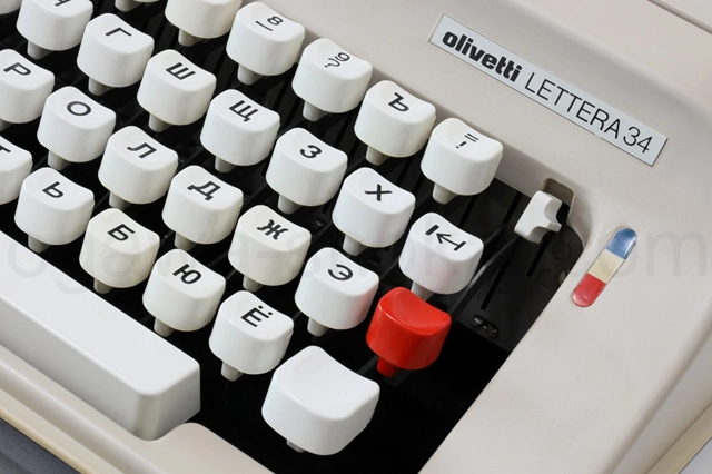 ブランドロゴは綺麗に残っています。