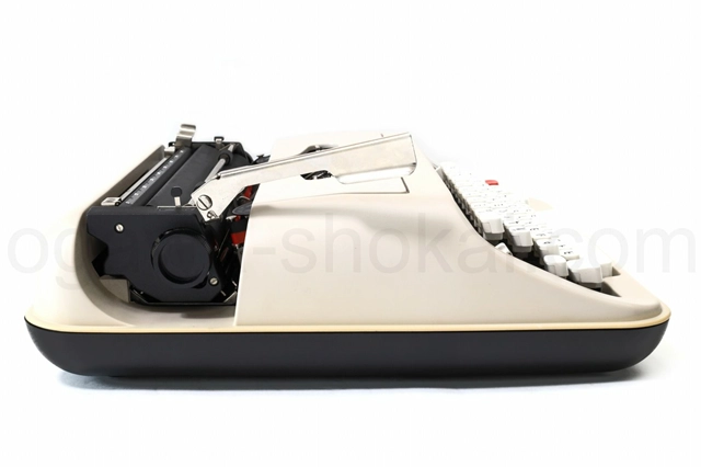 左ボディーは大きな傷や汚れはありません。