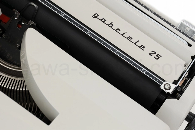 gabriele25という名のタイプライター