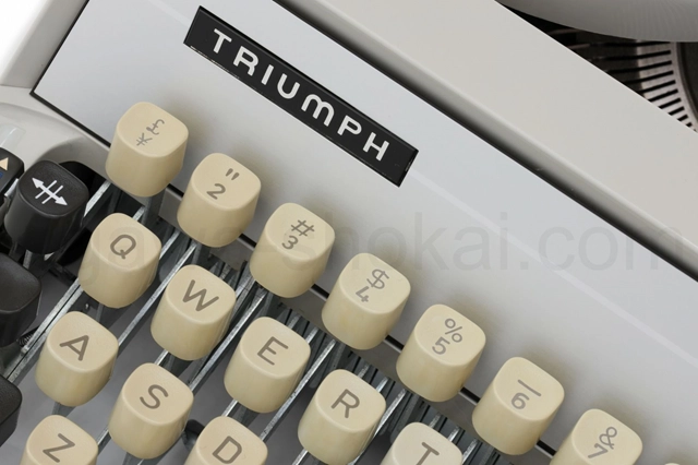 TRIUMPH gabriele 25 英文